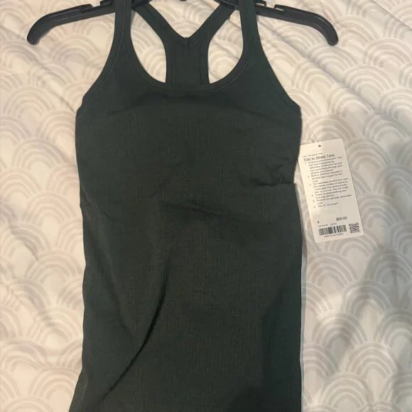 NWT Lululemon Ebb to Street Tank Top Light Support, B/C Cup - Picture 2 of 4